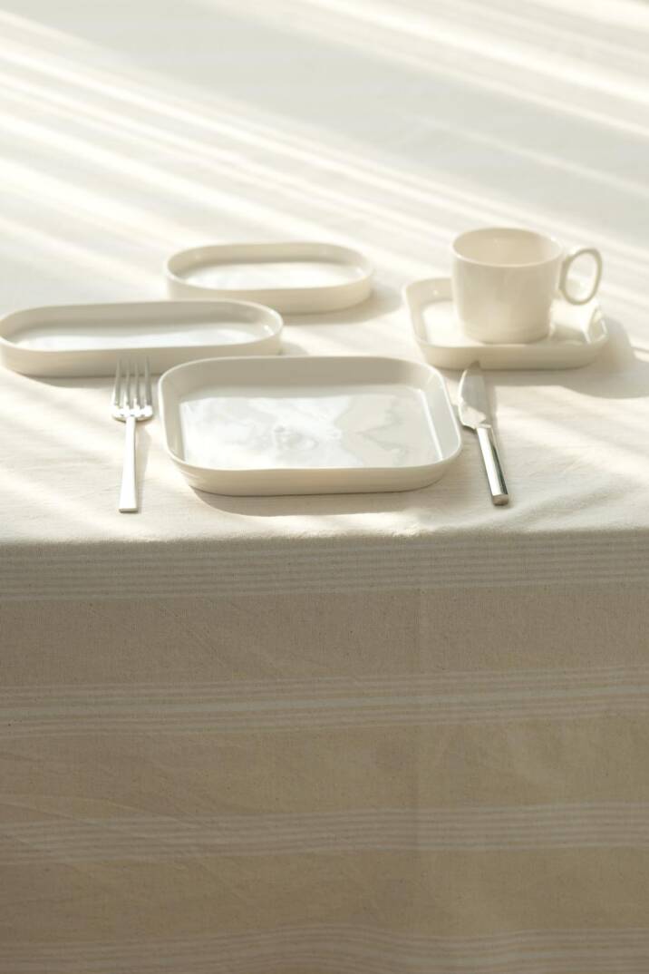 Yatay Çizgiler Masa Örtüsü 225x145 - 6