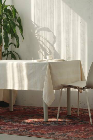 Yatay Çizgiler Masa Örtüsü 225x145 - 3