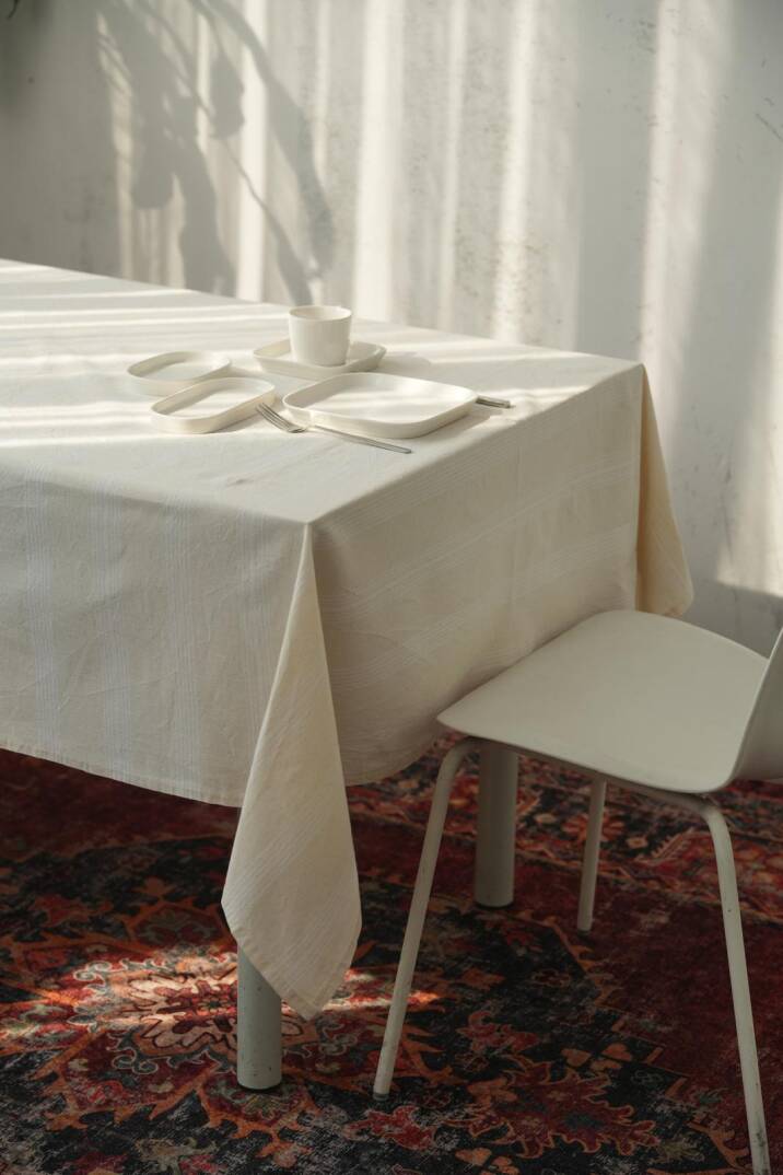 Yatay Çizgiler Masa Örtüsü 225x145 - 1